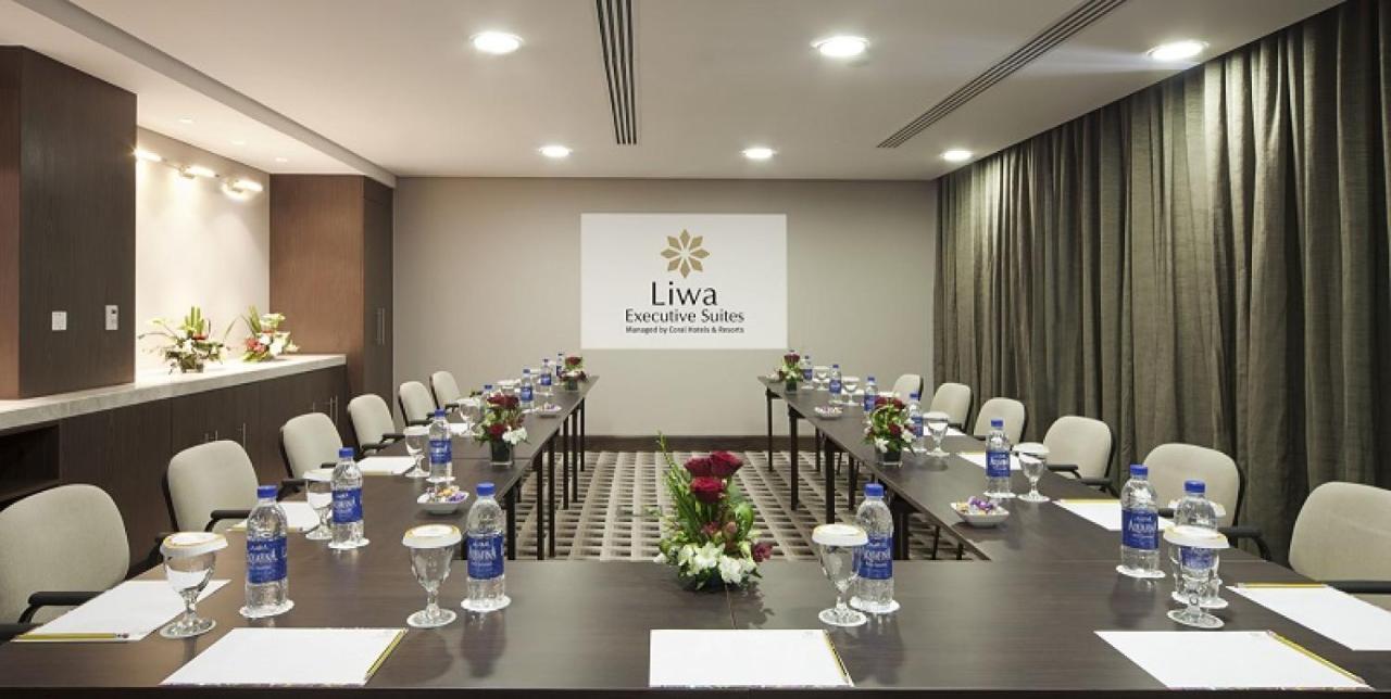 Oaks Liwa Executive Suites Абу-Даби Экстерьер фото