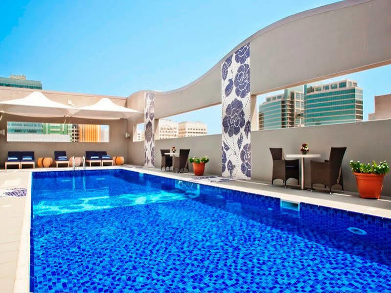 Oaks Liwa Executive Suites Абу-Даби Экстерьер фото